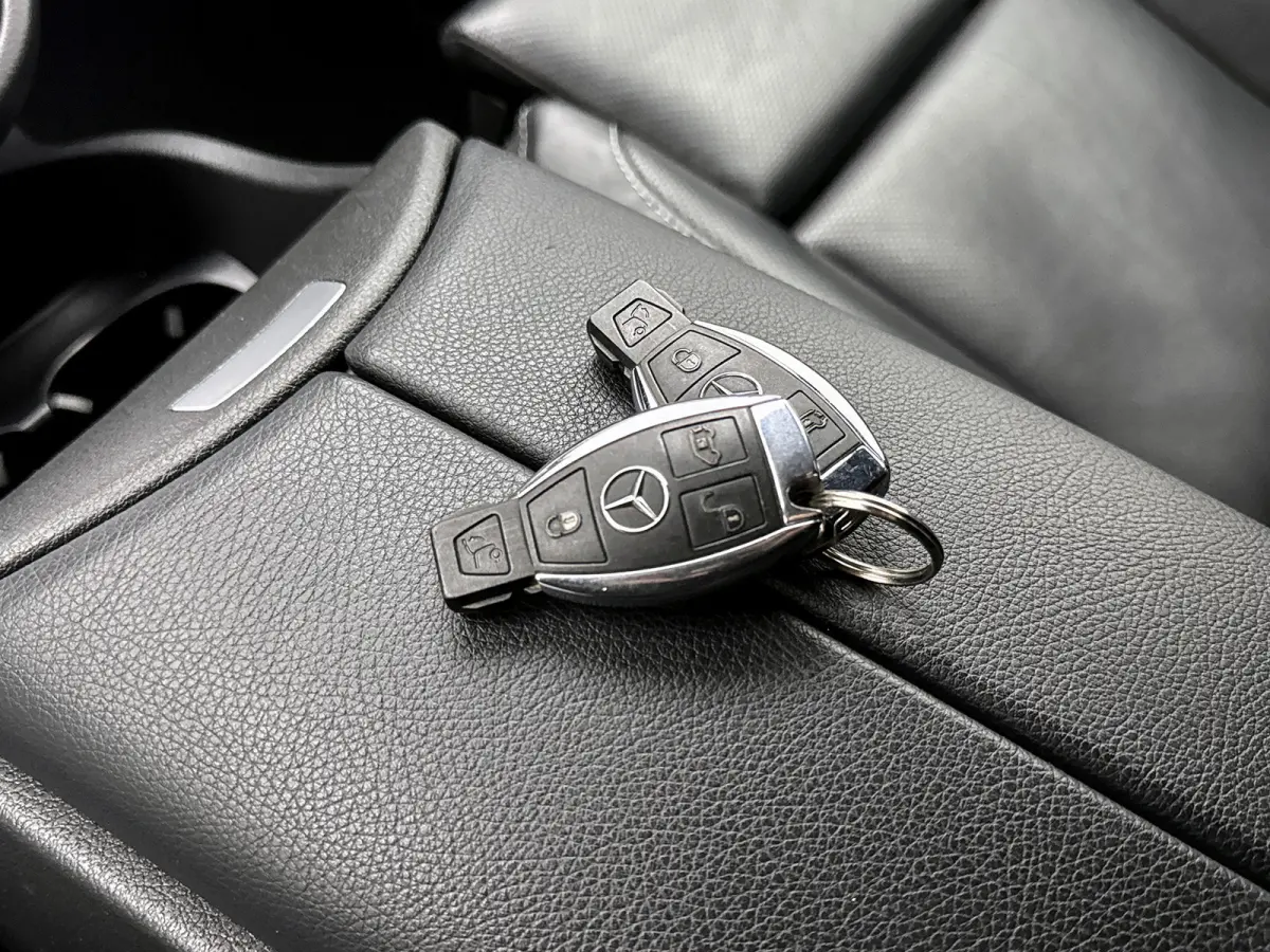 300d Extra Lang Avantgarde Edition AMG-Line 7 zitplaatsen Incl. BPM Koelkast Nappa Leder Burmester audio
