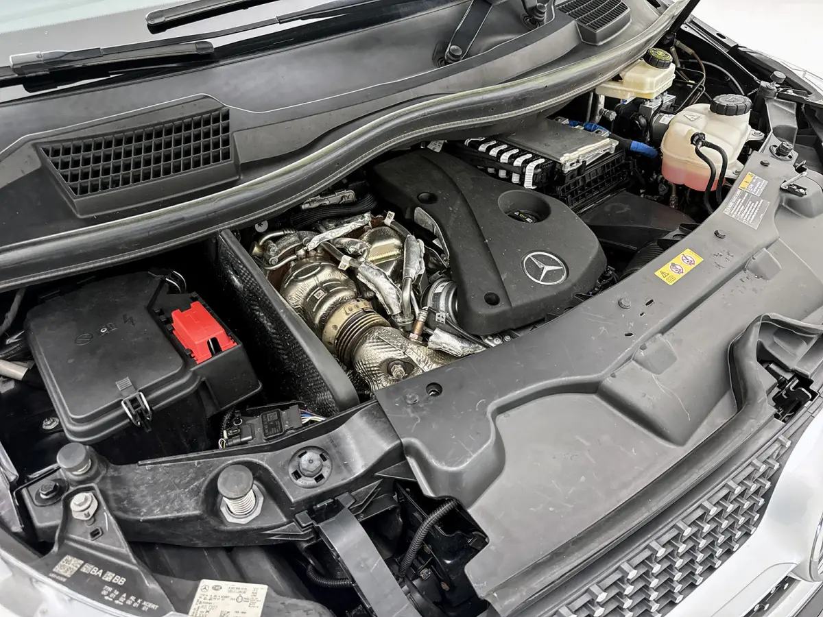 300d Extra Lang Avantgarde Edition AMG-Line 7 zitplaatsen Incl. BPM Koelkast Nappa Leder Burmester audio