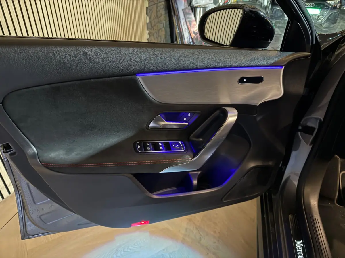 | Sfeerverlichting | Pano | Carplay