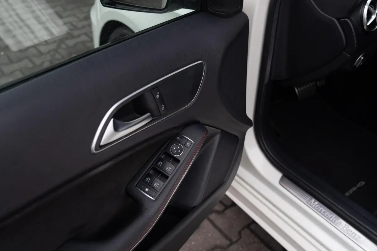 180 AMG|Org NL NAP|2e Eig|7G Automaat|Panoramadak|Xenon|Leder|Navi|Keurig Onderhouden