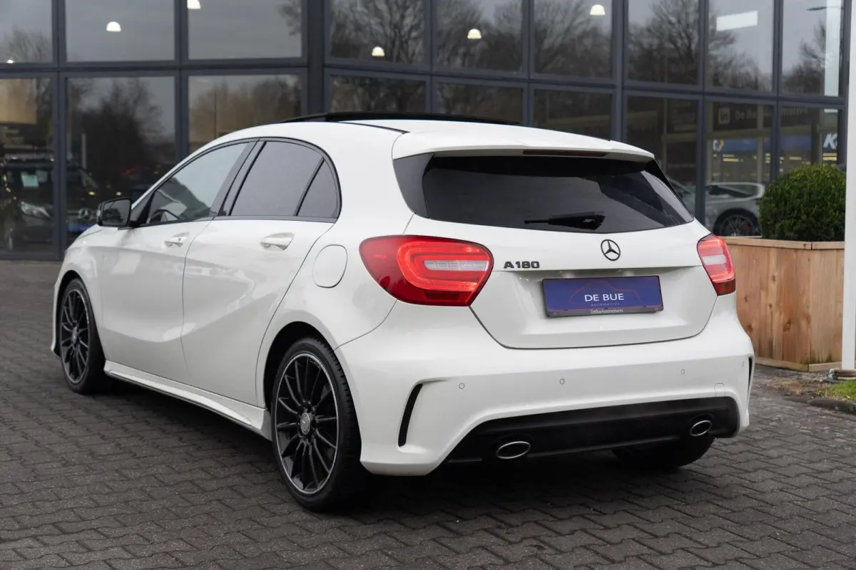 180 AMG|Org NL NAP|2e Eig|7G Automaat|Panoramadak|Xenon|Leder|Navi|Keurig Onderhouden