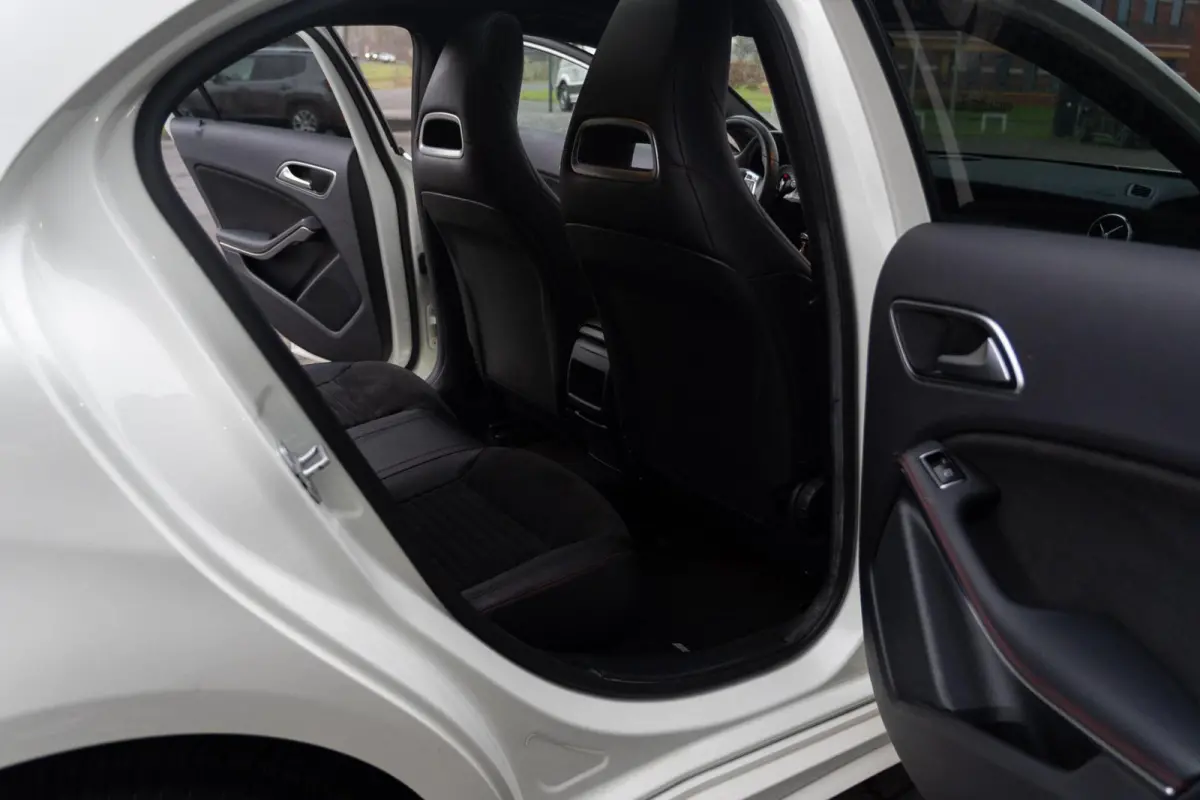 180 AMG|Org NL NAP|2e Eig|7G Automaat|Panoramadak|Xenon|Leder|Navi|Keurig Onderhouden