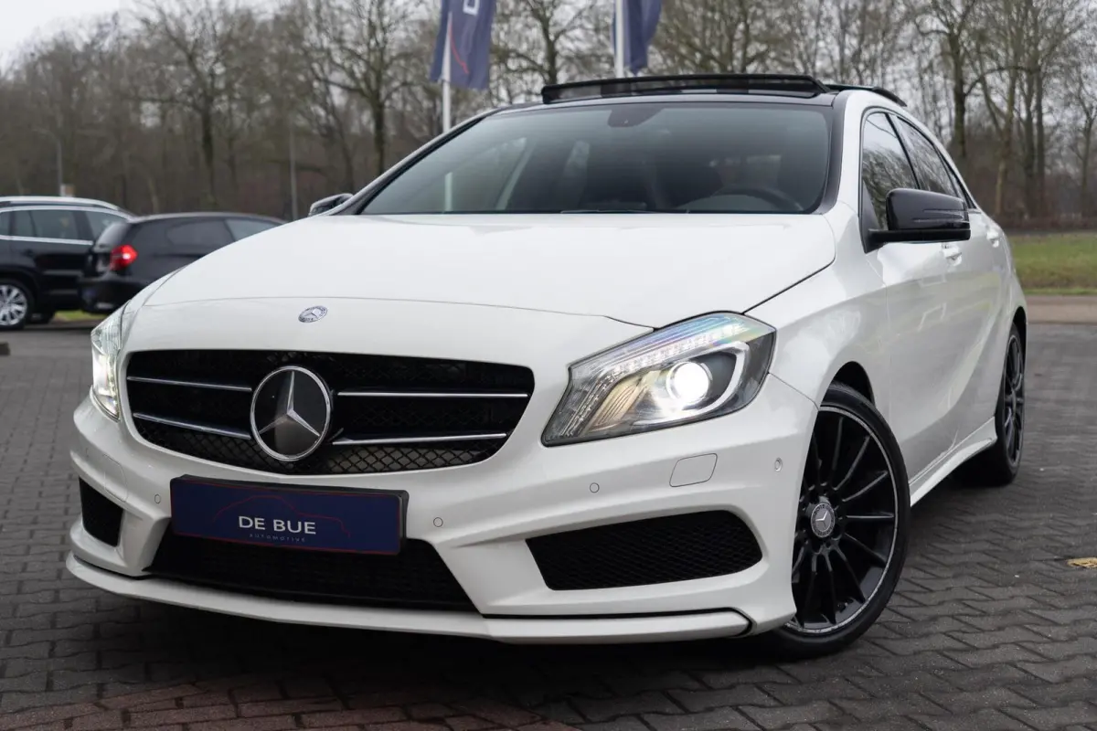 180 AMG|Org NL NAP|2e Eig|7G Automaat|Panoramadak|Xenon|Leder|Navi|Keurig Onderhouden