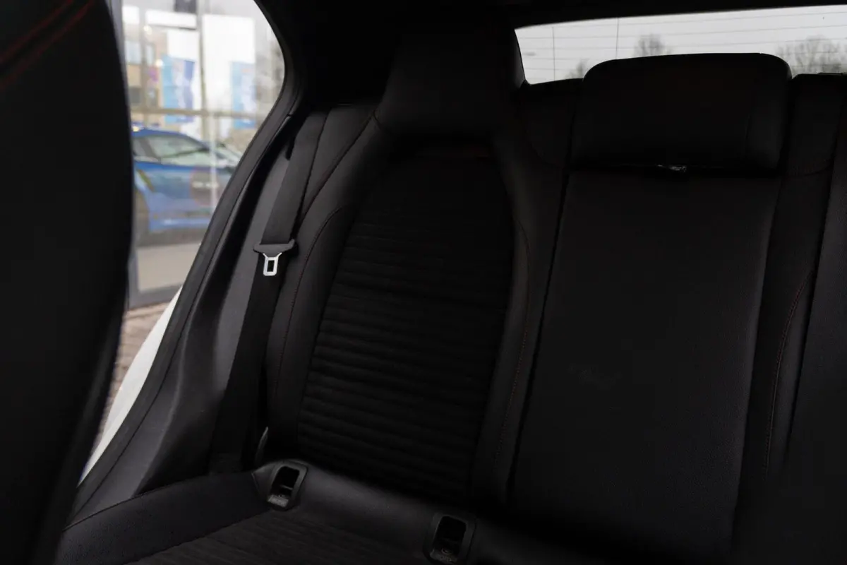 180 AMG|Org NL NAP|2e Eig|7G Automaat|Panoramadak|Xenon|Leder|Navi|Keurig Onderhouden