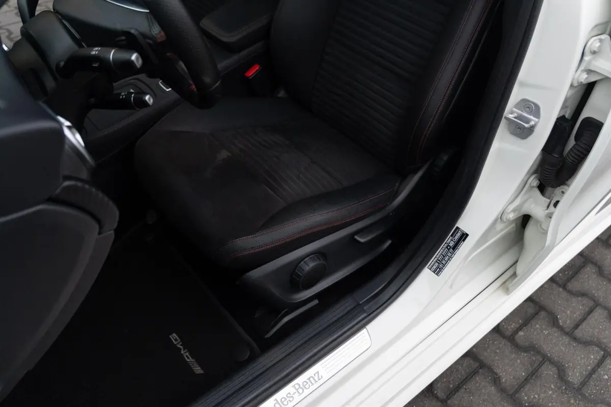 180 AMG|Org NL NAP|2e Eig|7G Automaat|Panoramadak|Xenon|Leder|Navi|Keurig Onderhouden