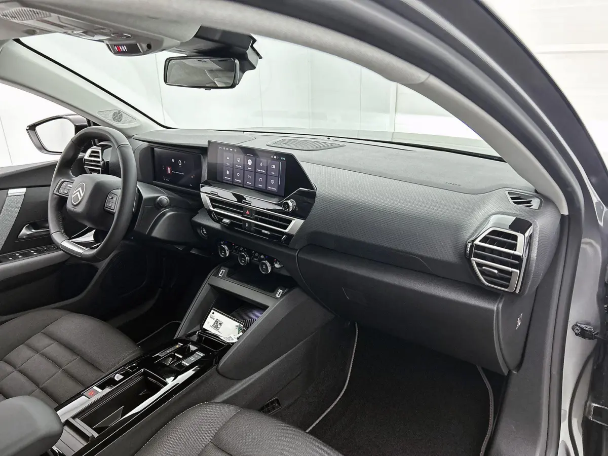1.2 Hybrid Collection 145pk Automaat | 8 JAAR GARANTIE | Navigatie | Climate Control | Cruise Control | 18"LMV | LED | Stoelverwarming | Apple Carplay/Android Auto |