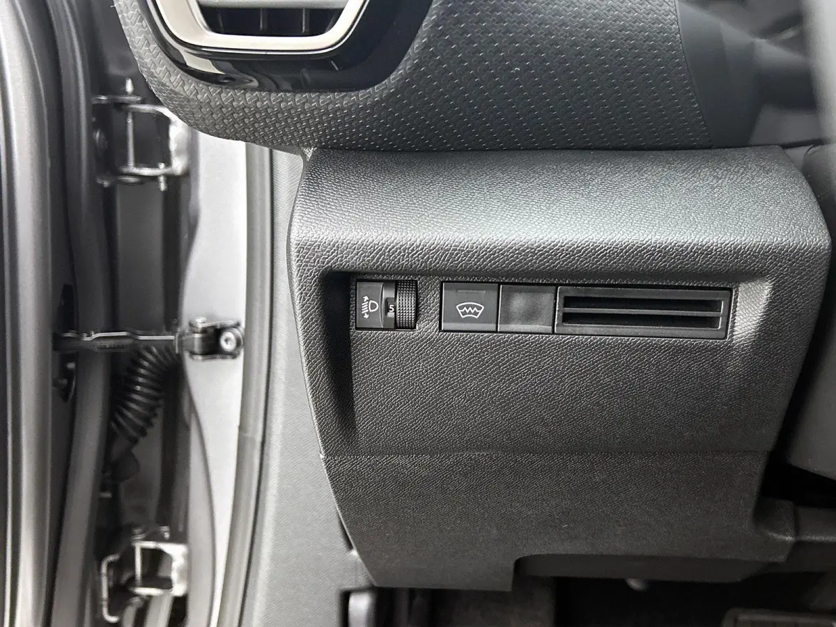 1.2 Hybrid Collection 145pk Automaat | 8 JAAR GARANTIE | Navigatie | Climate Control | Cruise Control | 18"LMV | LED | Stoelverwarming | Apple Carplay/Android Auto |