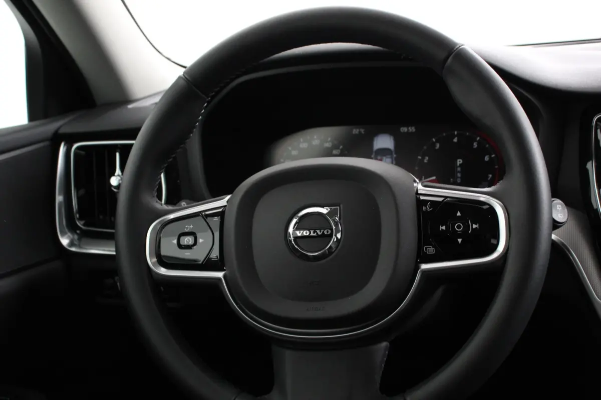2.0 T5 250pk Automaat Inscription Navigatie Apple Carplay/Android Auto Climate control Leder Parkeer sensoren Virtual Cockpit Lichtmetalen velgen 18"