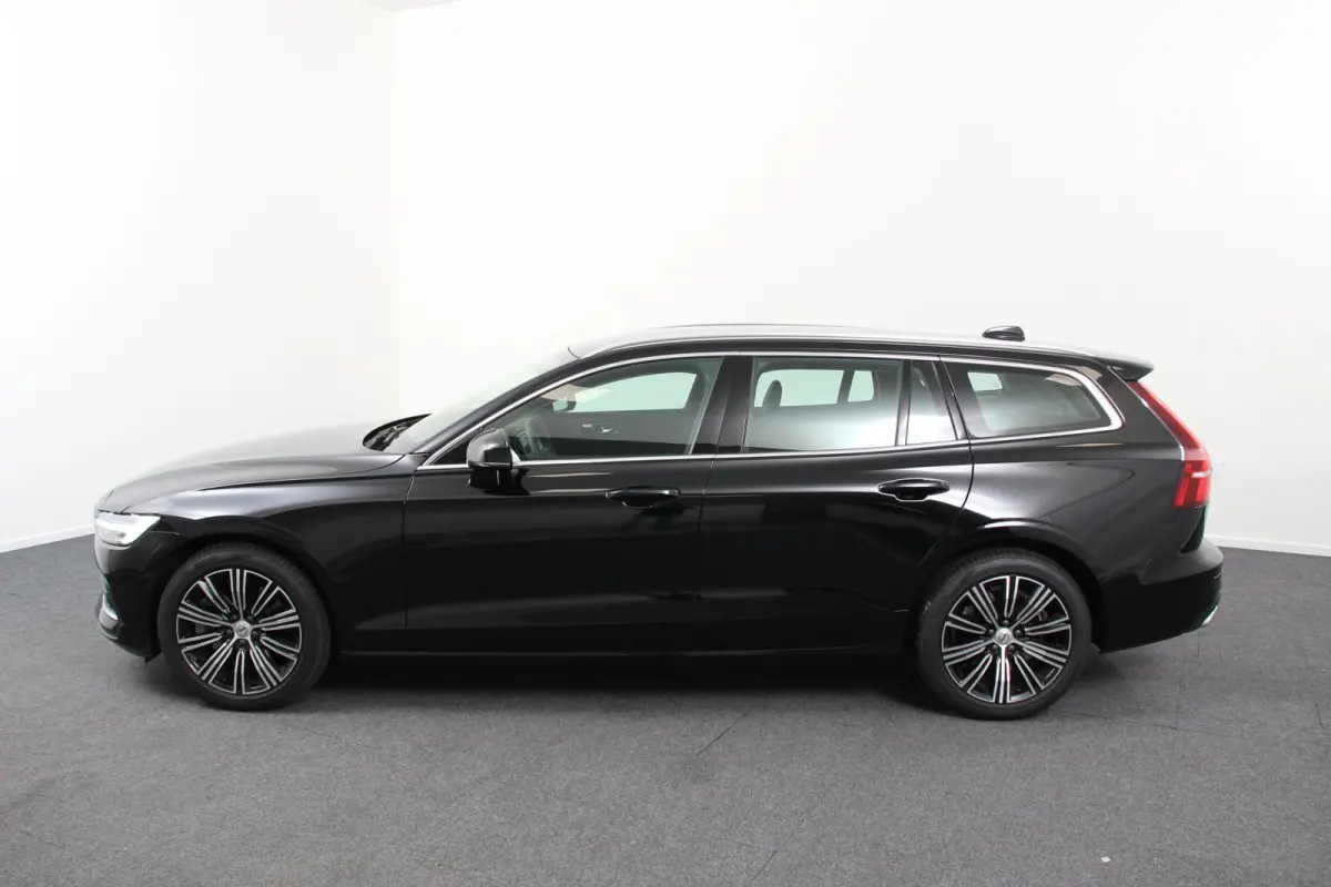 2.0 T5 250pk Automaat Inscription Navigatie Apple Carplay/Android Auto Climate control Leder Parkeer sensoren Virtual Cockpit Lichtmetalen velgen 18"