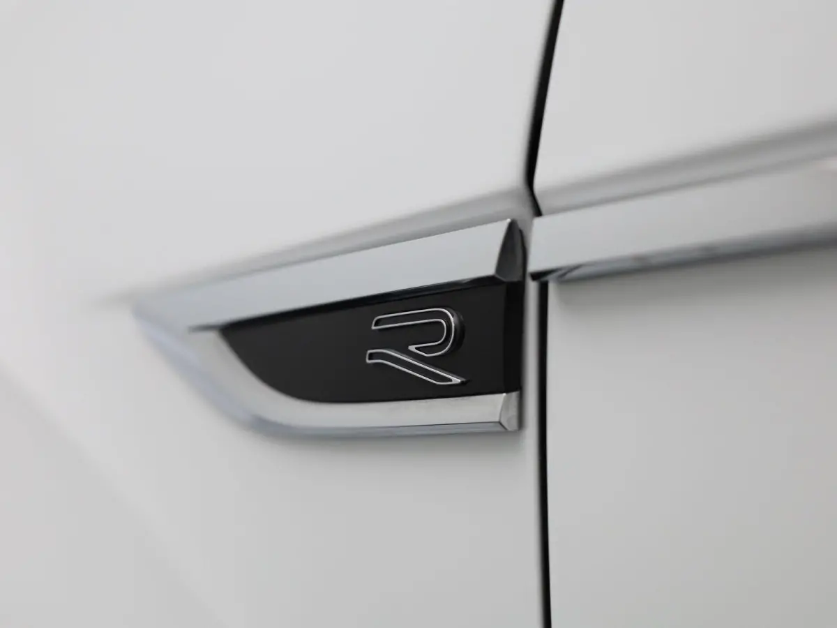 1.5 TSI R-Line | 150PK | AUTOMAAT | NAVIGATIE | CAMERA | STOELVERWARMING | CLIMATE CONTROL |