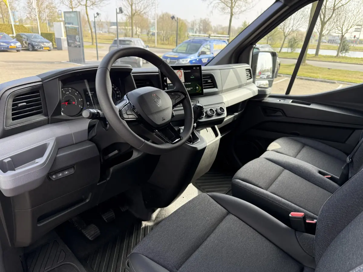GB L2H2 T35 dCi 130 E06e start | Airco | Cruise Control | parkeersensoren achter | Apple Carplay | Android Auto | LED koplampen |