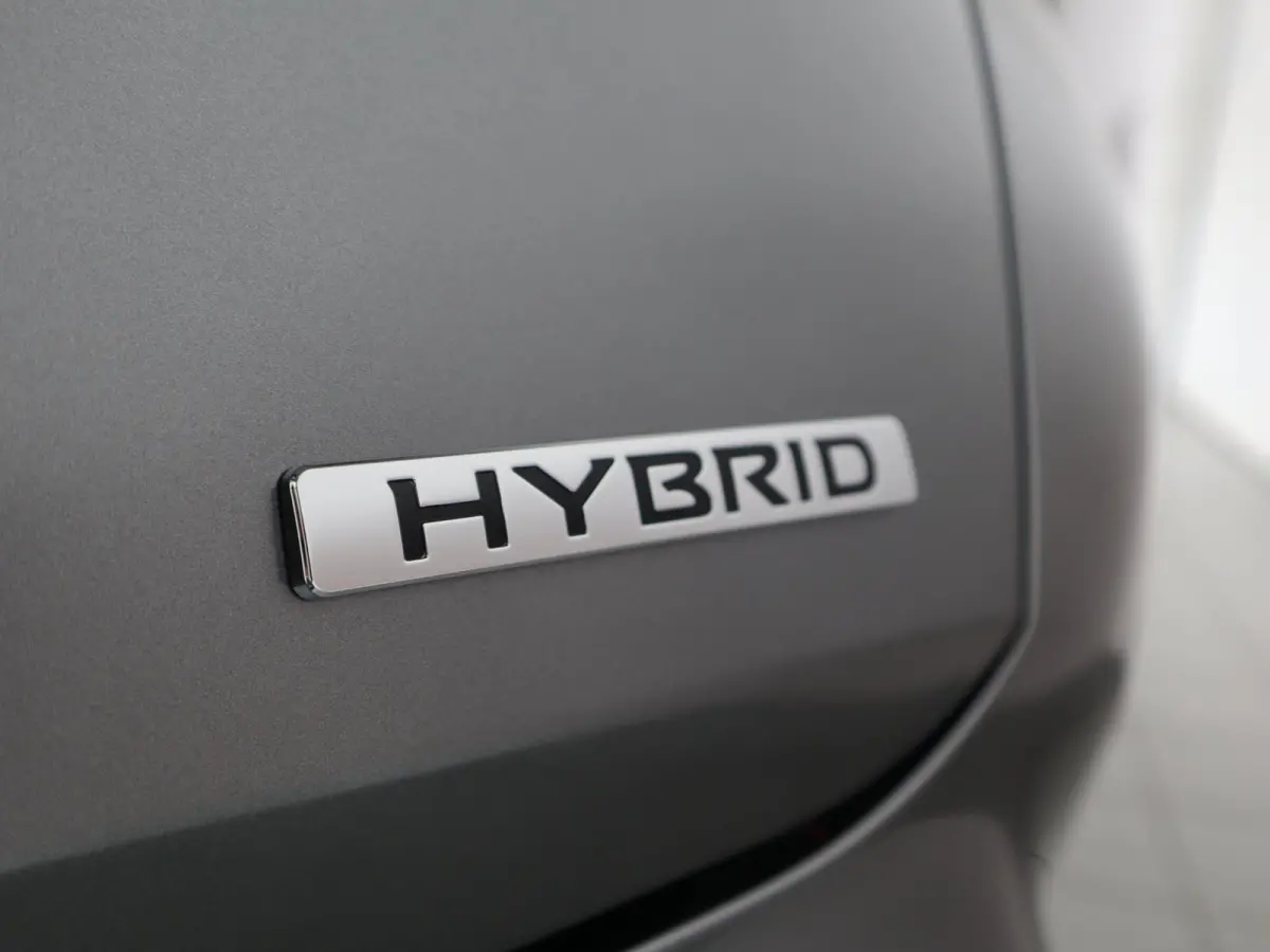 1.6 Hybrid Tekna | Cold & Sound Pack | €6000,- Voorraad Voordeel !!!