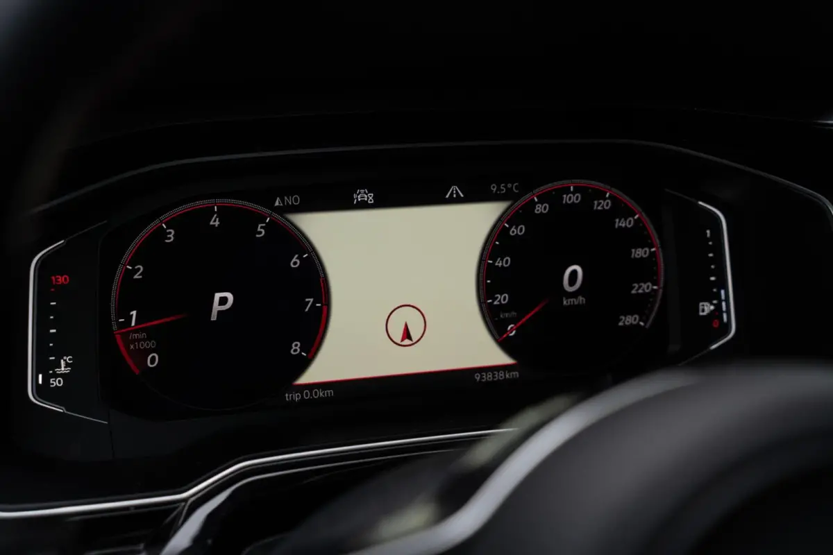 2.0 TSI GTI PANO / ACC / VIRTUAL / CARPLAY