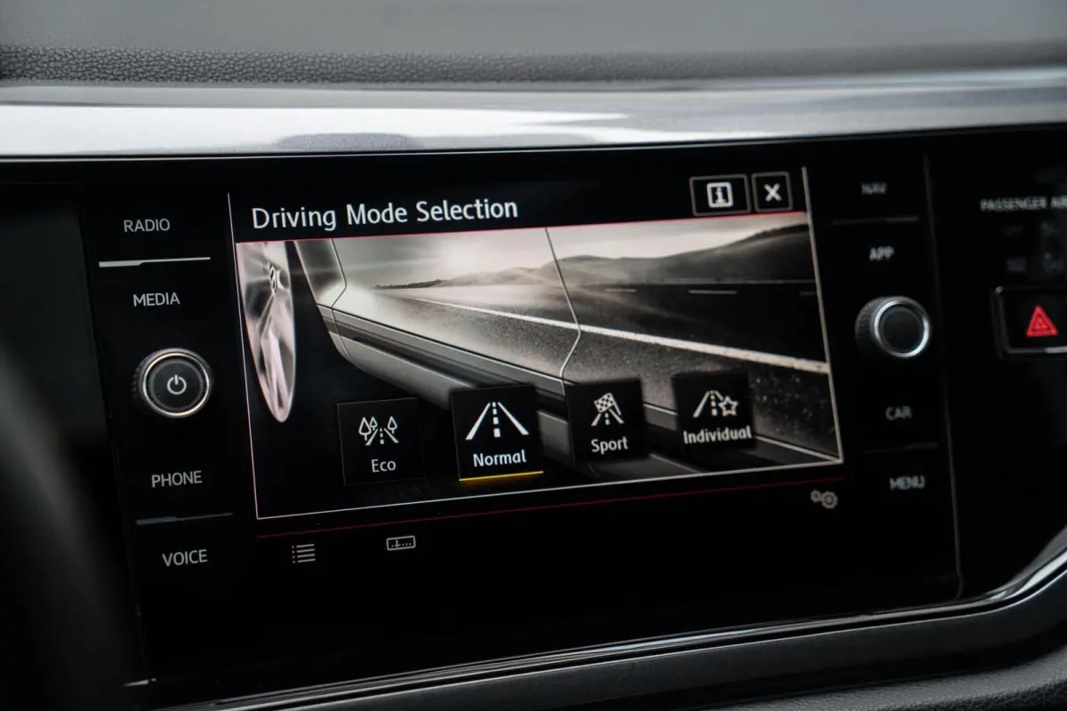 2.0 TSI GTI PANO / ACC / VIRTUAL / CARPLAY