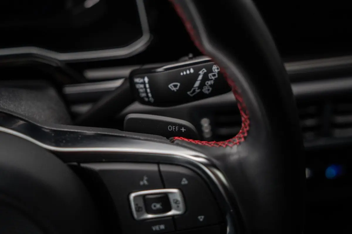 2.0 TSI GTI PANO / ACC / VIRTUAL / CARPLAY