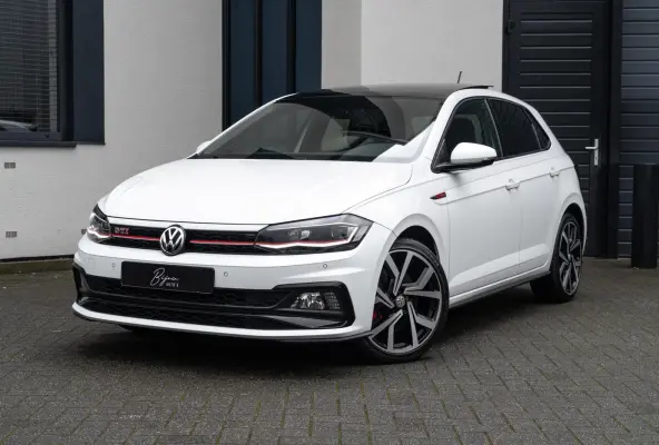 2.0 TSI GTI PANO / ACC / VIRTUAL / CARPLAY