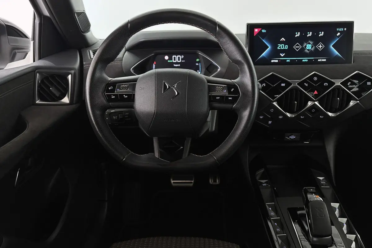 Performance Line+ 50 kWh SOH 100% Apple CarPlay Keyless