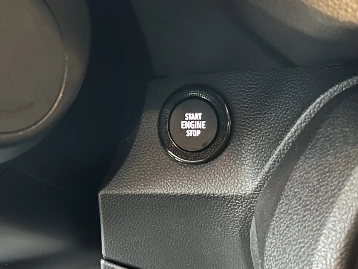 1.0 TCe 90 Automaat | Navi | Dode hoek | Stoelverwarming | Camera | PDC V+A | 100% Dacia dealer onderhouden!