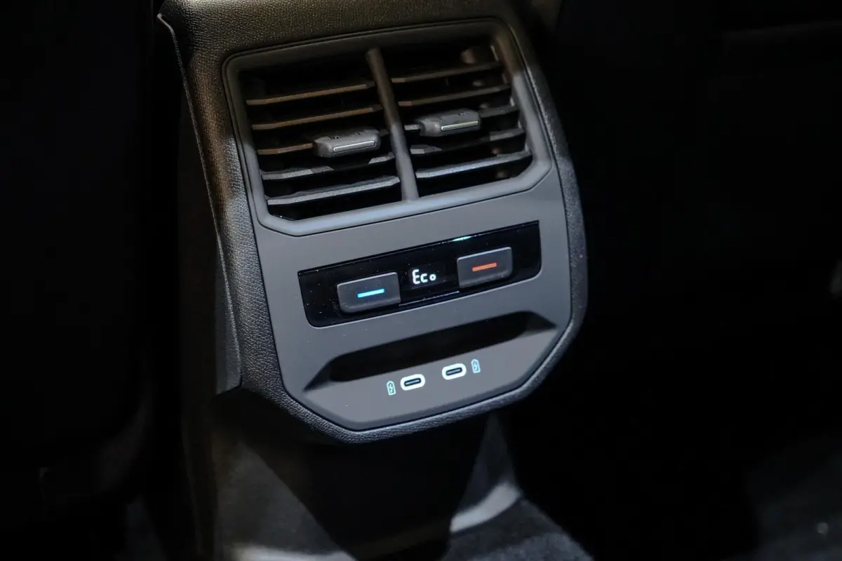 1.4 e-Hybrid VZ Performance VOL|Pano|Leder|Memory|Stuurknoppen