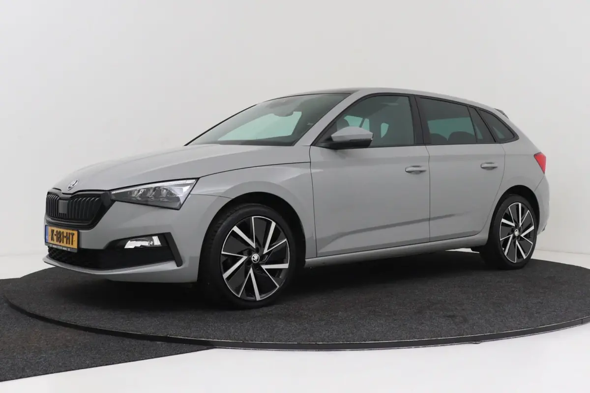 1.0 TSI Sport Business | Panoramadak | CarPlay | Org NL | Climate Control | Stoelverwarming | Sportstoelen | PDC |