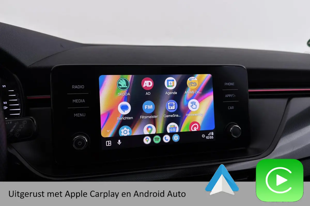 1.0 TSI Sport Business | Panoramadak | CarPlay | Org NL | Climate Control | Stoelverwarming | Sportstoelen | PDC |