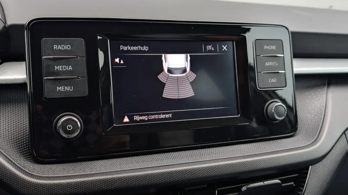 1.0 TSI 95pk Ambition | Smartlink | Cruise Control | PDC Achter