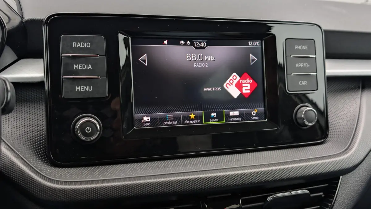 1.0 TSI 95pk Ambition | Smartlink | Cruise Control | PDC Achter