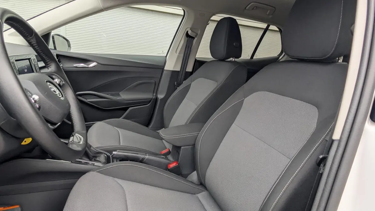 1.0 TSI 95pk Ambition | Smartlink | Cruise Control | PDC Achter