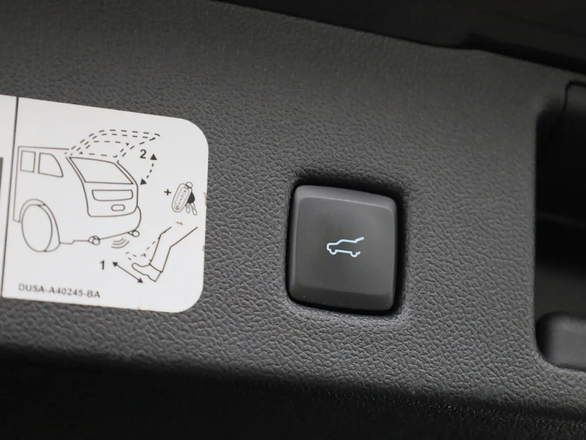 2.5 PHEV Vignale | Adaptieve Cruise | Head-Up Display | Adaptieve Koplampen | Stoel/stuur voorruitverwarming | Dodehoekdetectie | Elek. Achterklep