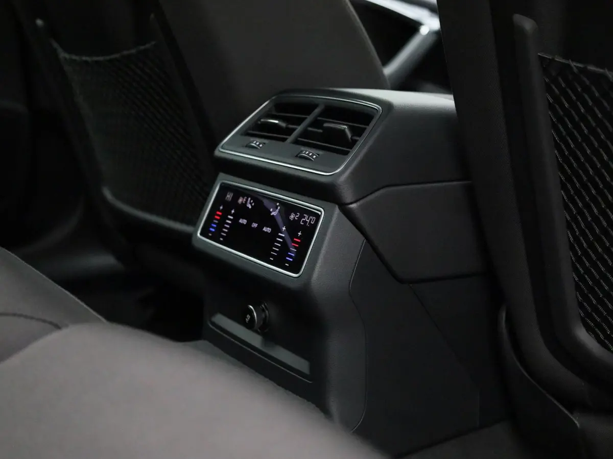 50 TFSI e quattro Advanced edition | APPLE CARPLAY | ANDROID AUTO | DRIVE SELECT | PARKEERSENSOREN | DIGITAL COCKPIT | CRUISE CONTROL | MEMORY | DAB RADIO | VOORKLIMATISEREN | ELEKTRISCHE AC