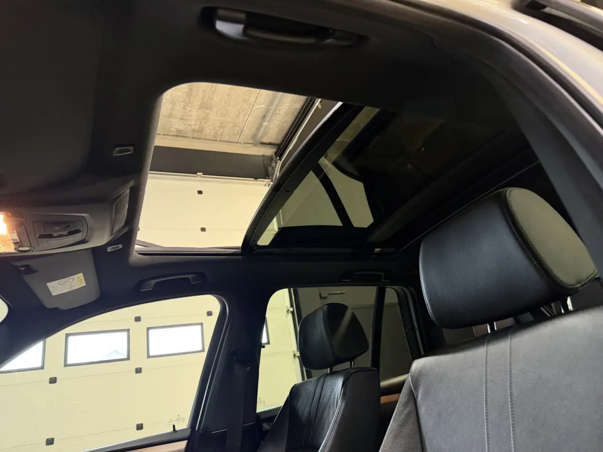 xDrive20i | M-Sport | Centennial High Executive | Panoramadak | Head-Up | Lederen sportstoelen | 20'' LMV