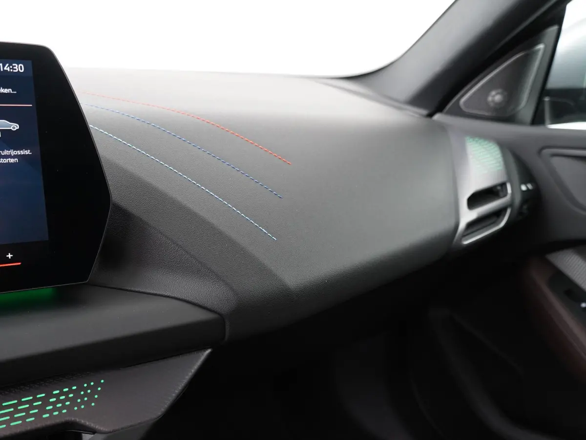 223 xDrive | M-Sport | Comfort Access | Harman Kardon | Adaptive Cruise | Stoelverwarming |