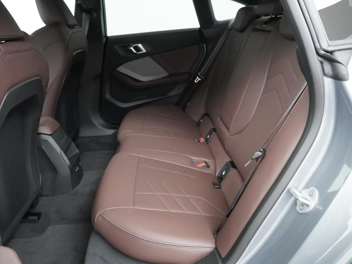 223 xDrive | M-Sport | Comfort Access | Harman Kardon | Adaptive Cruise | Stoelverwarming |