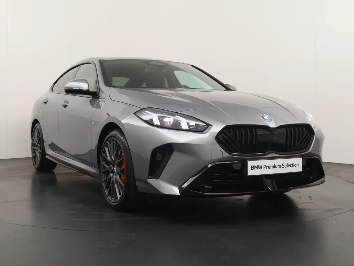 223 xDrive | M-Sport | Comfort Access | Harman Kardon | Adaptive Cruise | Stoelverwarming |