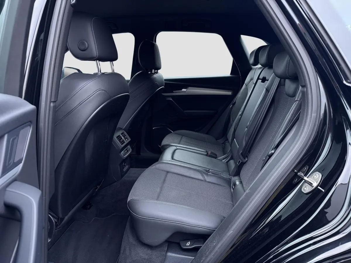 50 TFSI e S-line | Trekhaak | Carplay | ACC | Stoelverwarming | Elektr. achterklep | DAB+ | LED