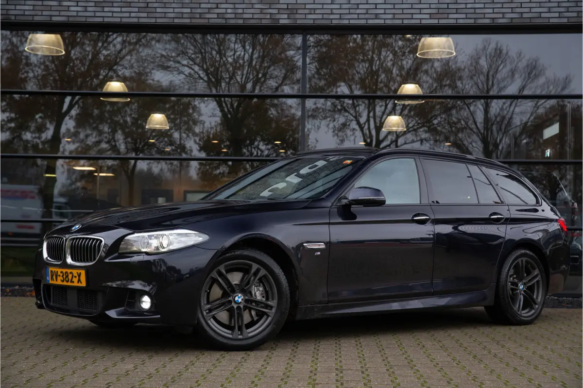530xd M Sport Edition High Executive , Panoramadak, Adap. cruise, Trekhaak,