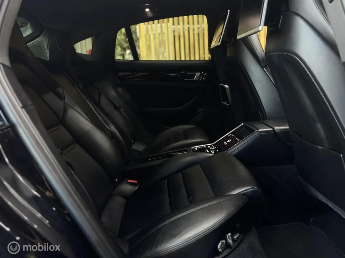 3.0 4|Pano|360|Led|Lane|Carplay|Trekhaak