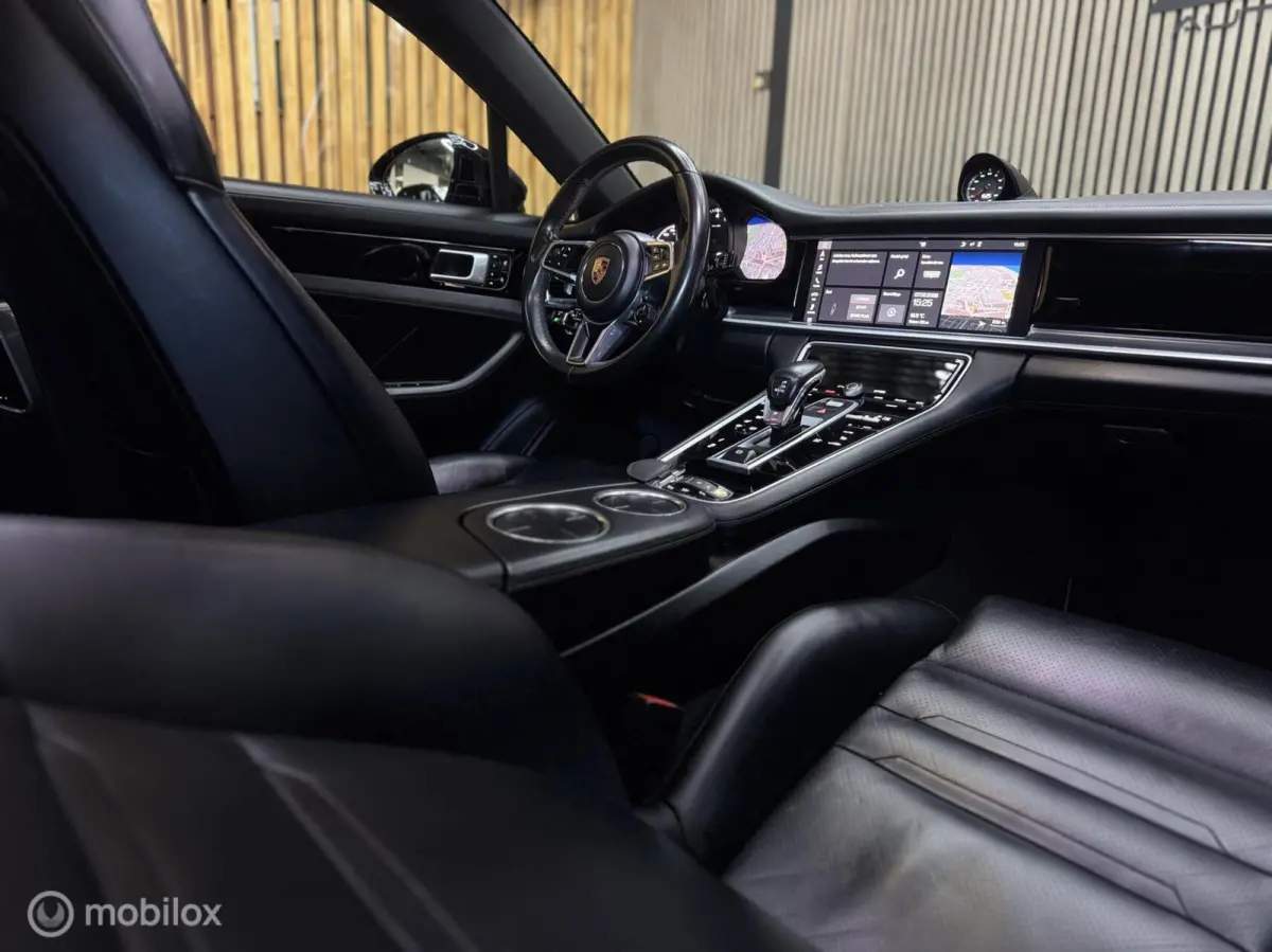 3.0 4|Pano|360|Led|Lane|Carplay|Trekhaak