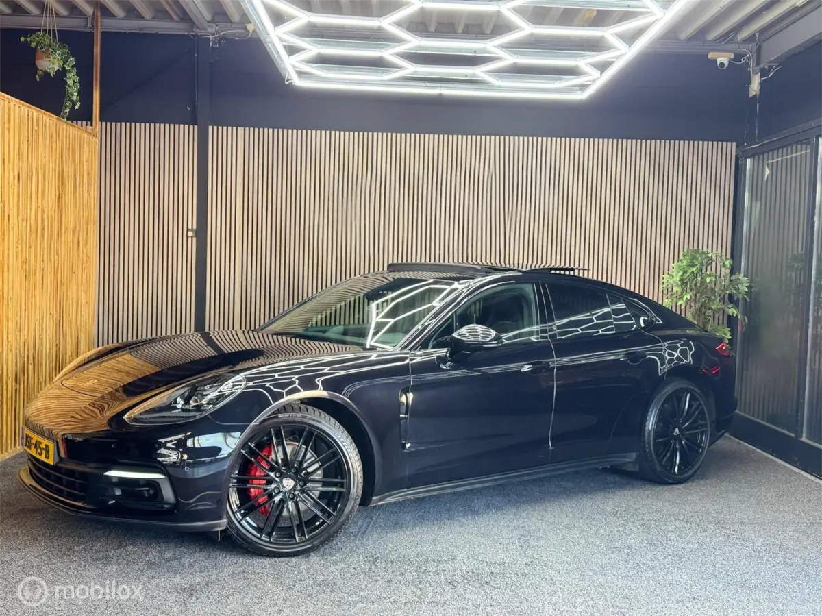 3.0 4|Pano|360|Led|Lane|Carplay|Trekhaak