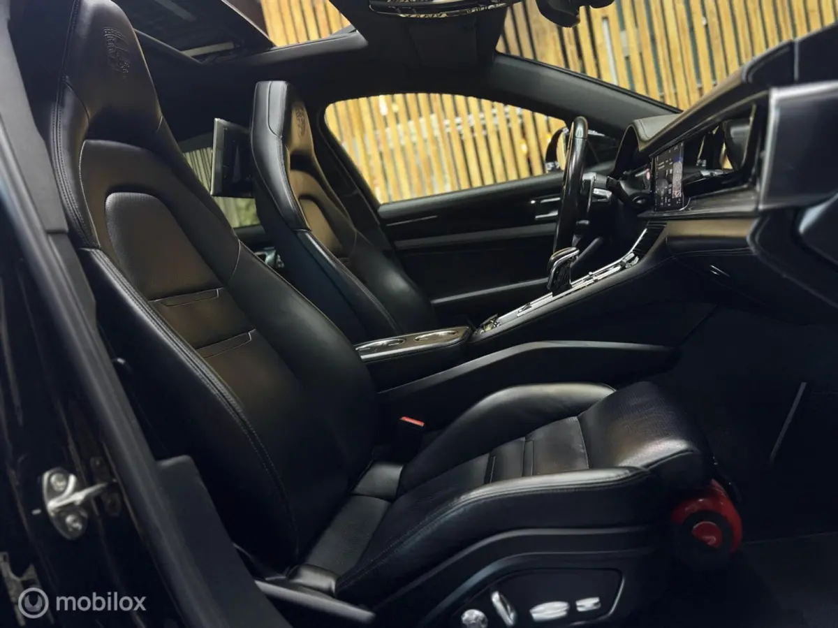 3.0 4|Pano|360|Led|Lane|Carplay|Trekhaak