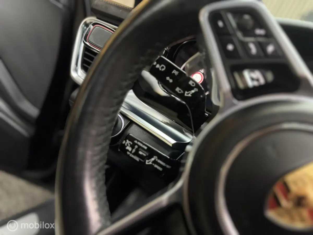 3.0 4|Pano|360|Led|Lane|Carplay|Trekhaak