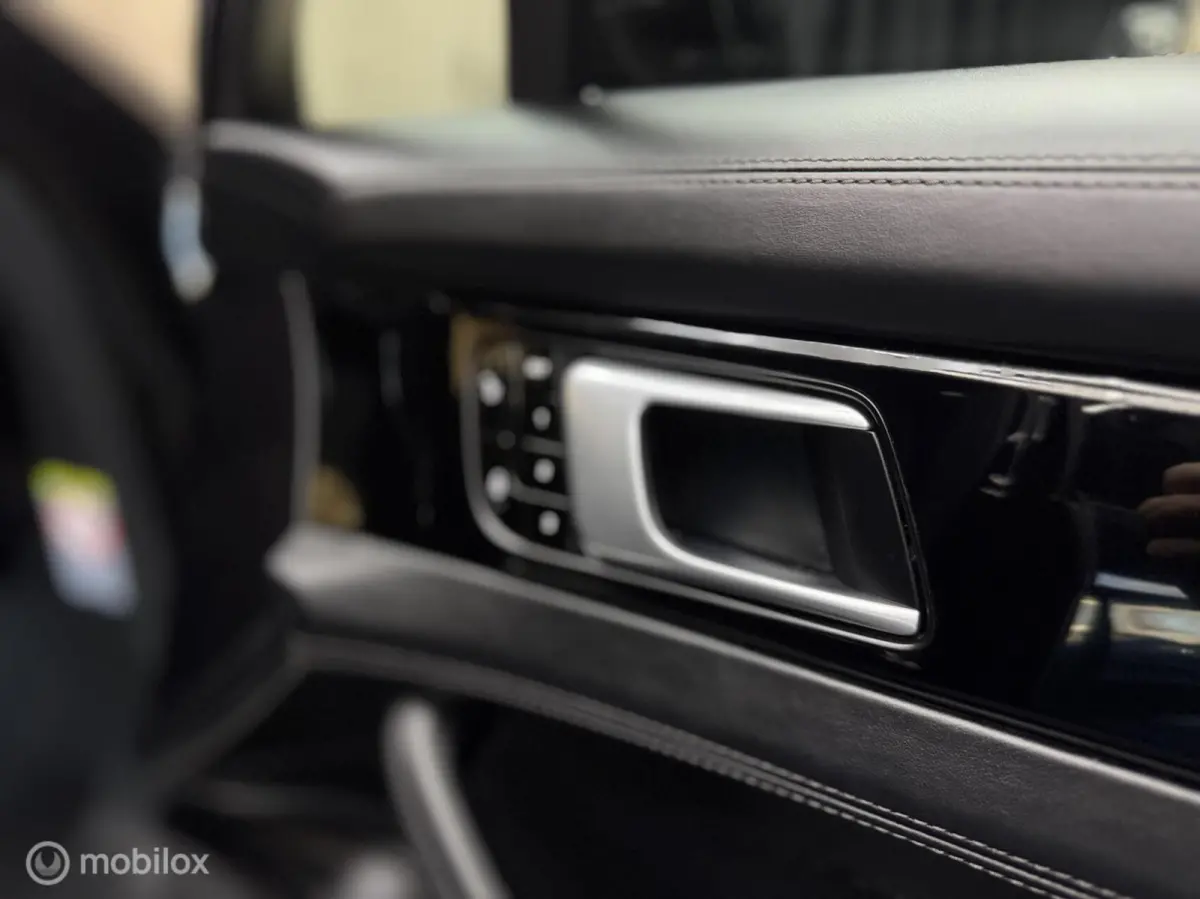 3.0 4|Pano|360|Led|Lane|Carplay|Trekhaak