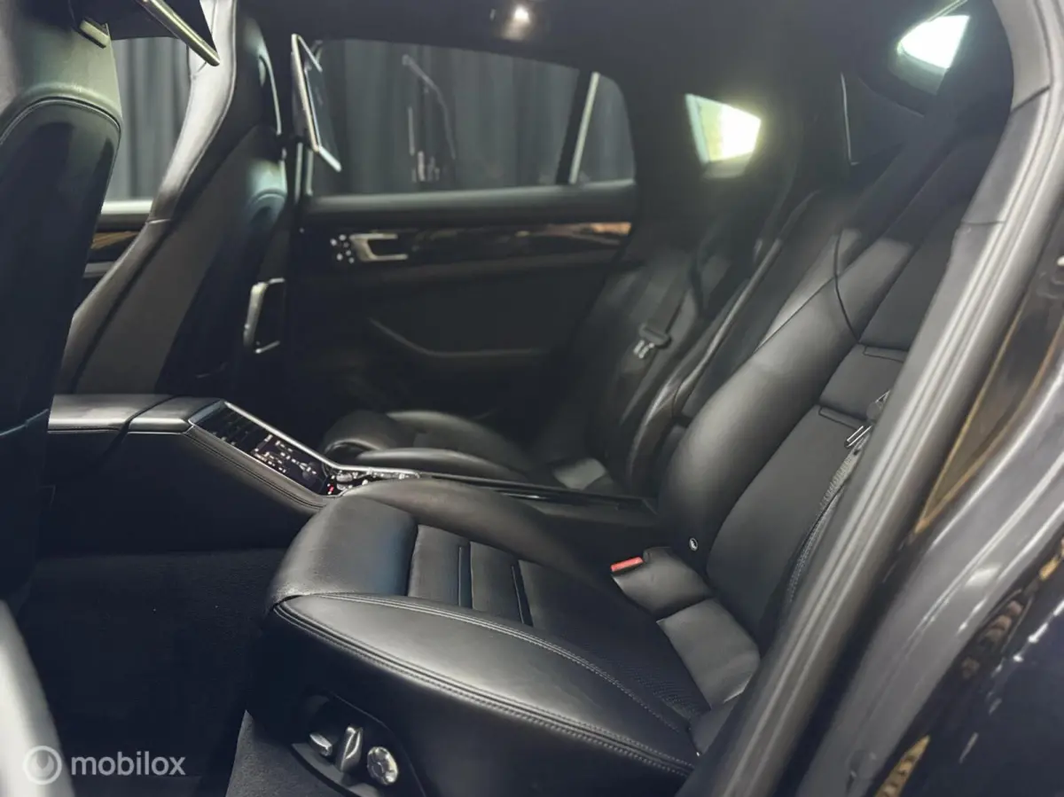 3.0 4|Pano|360|Led|Lane|Carplay|Trekhaak
