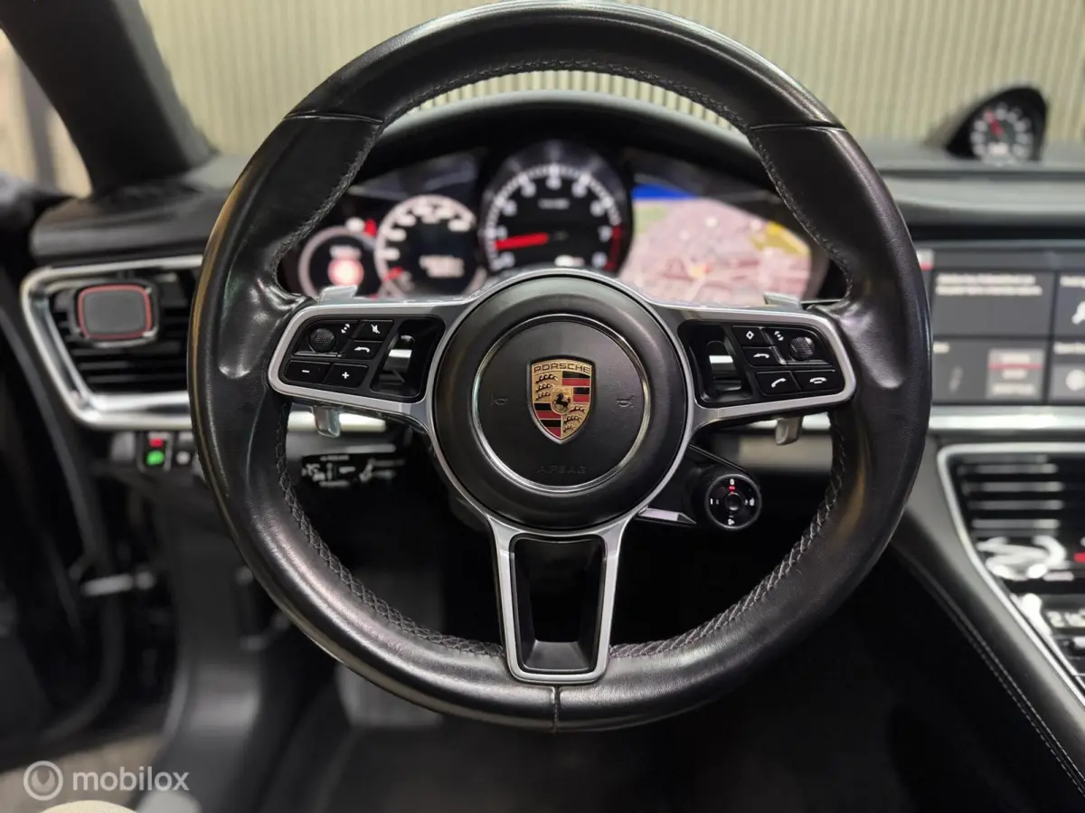 3.0 4|Pano|360|Led|Lane|Carplay|Trekhaak