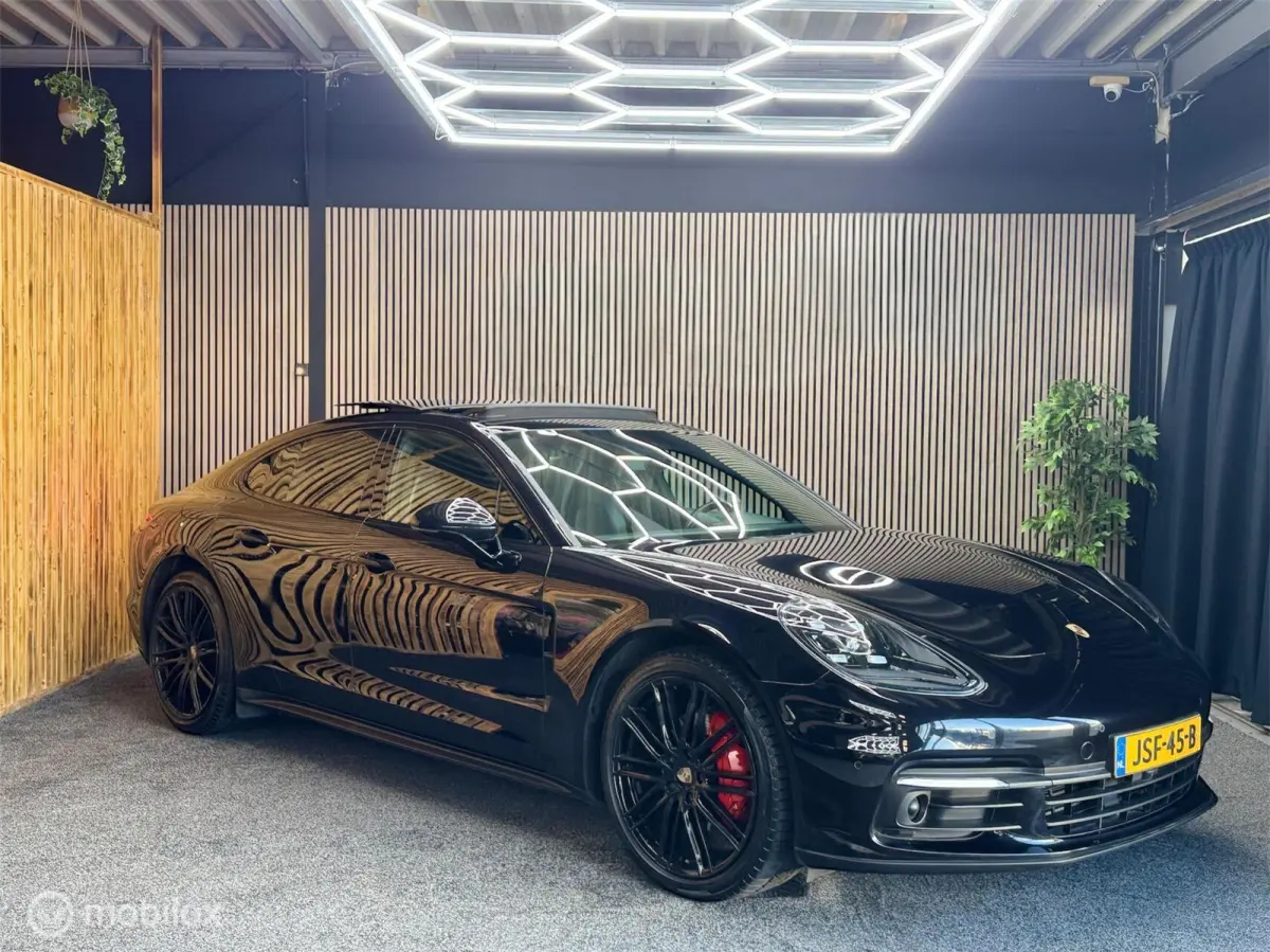 3.0 4|Pano|360|Led|Lane|Carplay|Trekhaak