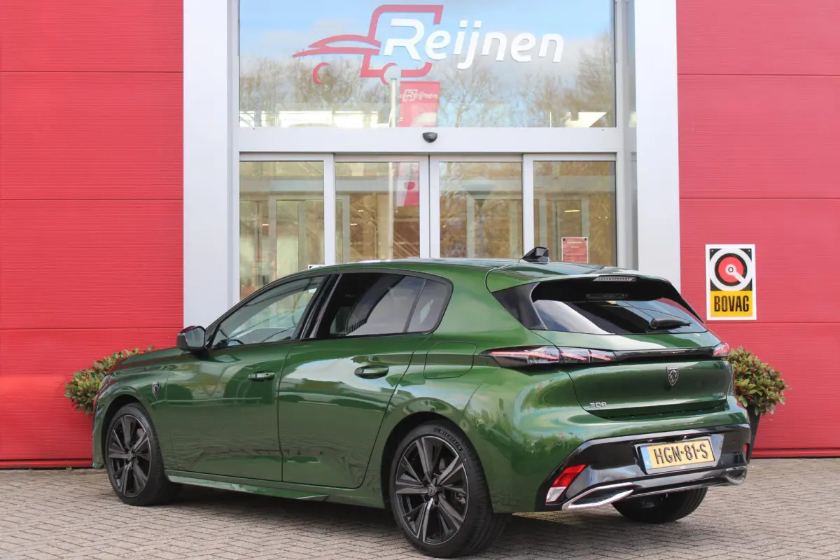 1.6 Plug-in Hybrid 225PK GT | ELEKTRISCH BEDIENBARE BESTUURDERSSTOEL MET GEHEUGENFUNCTIE | VOORSTOELEN MET VERWARMING EN MASSAGE FUNCTIE | 360° CAMERA | PARKEERSENSOREN VOOR + ACHTER | NAVI