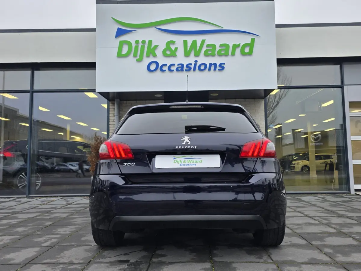 1.2 e-THP Allure Automaat – CarPlay – Trekhaak – pano –