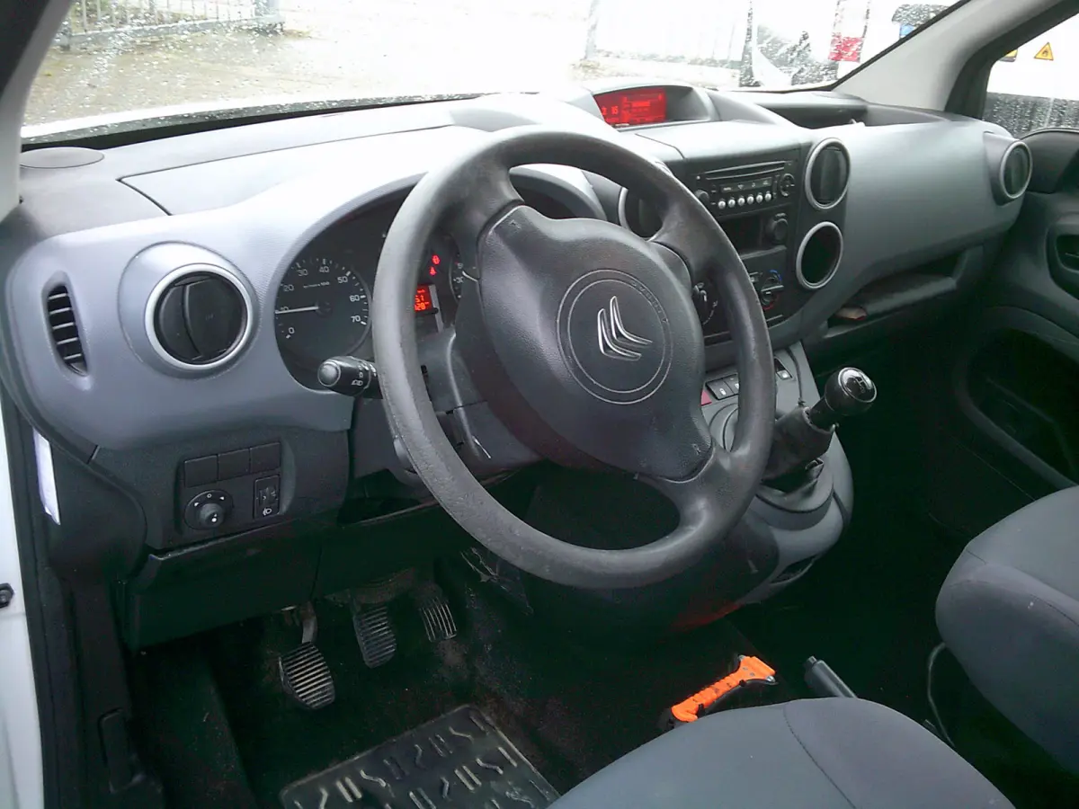 1.6 HDI 500 Comfort Economy VOORZIEN VAN AIRCO+TREKHAAK+LM VELGEN