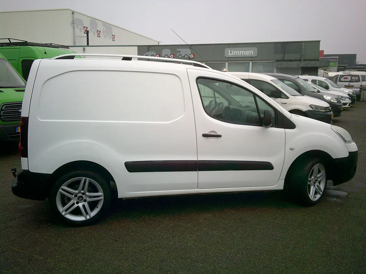 1.6 HDI 500 Comfort Economy VOORZIEN VAN AIRCO+TREKHAAK+LM VELGEN