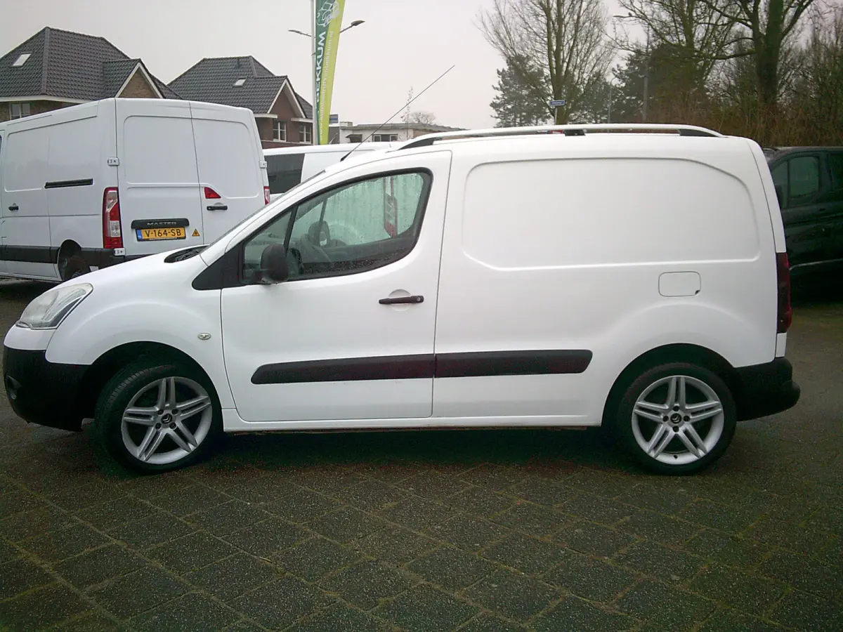 1.6 HDI 500 Comfort Economy VOORZIEN VAN AIRCO+TREKHAAK+LM VELGEN
